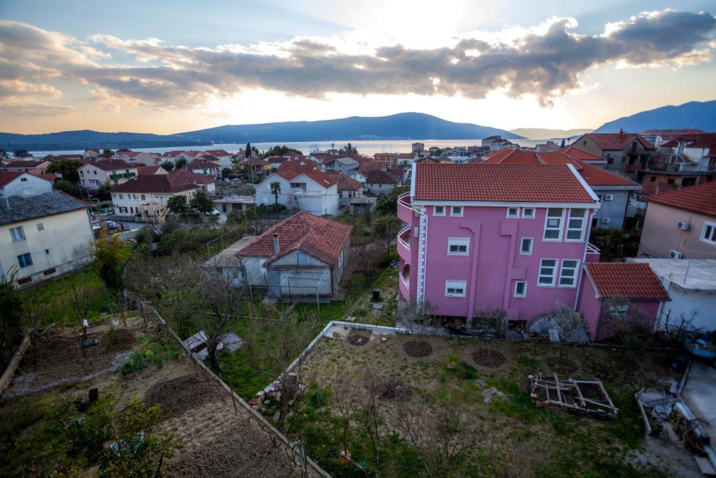 Apartments Marko Tivat Exterior photo