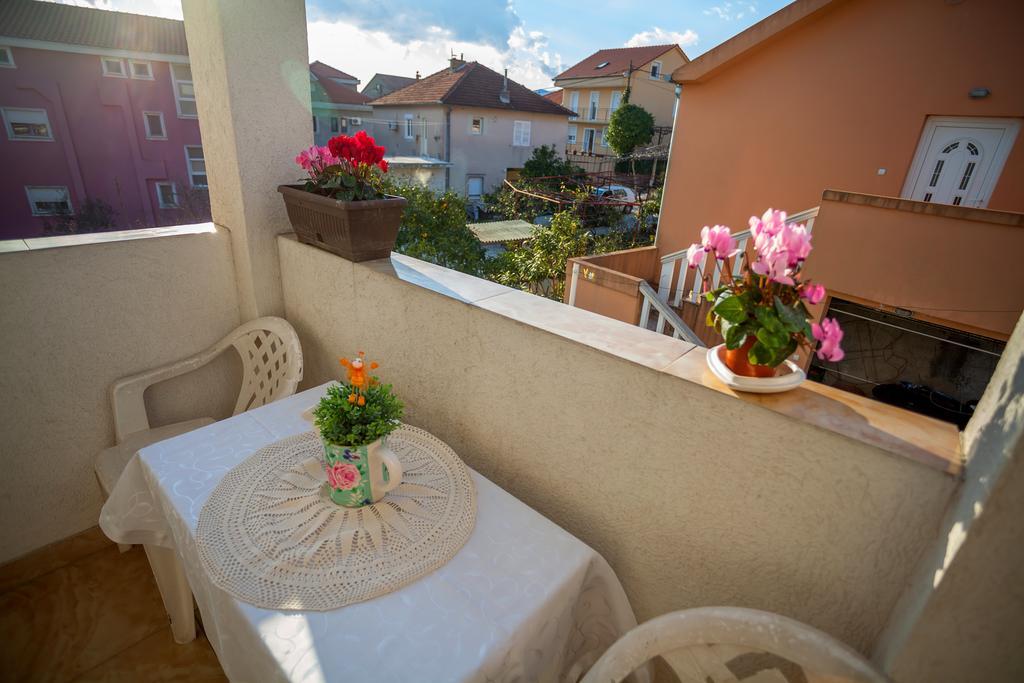 Apartments Marko Tivat Exterior photo