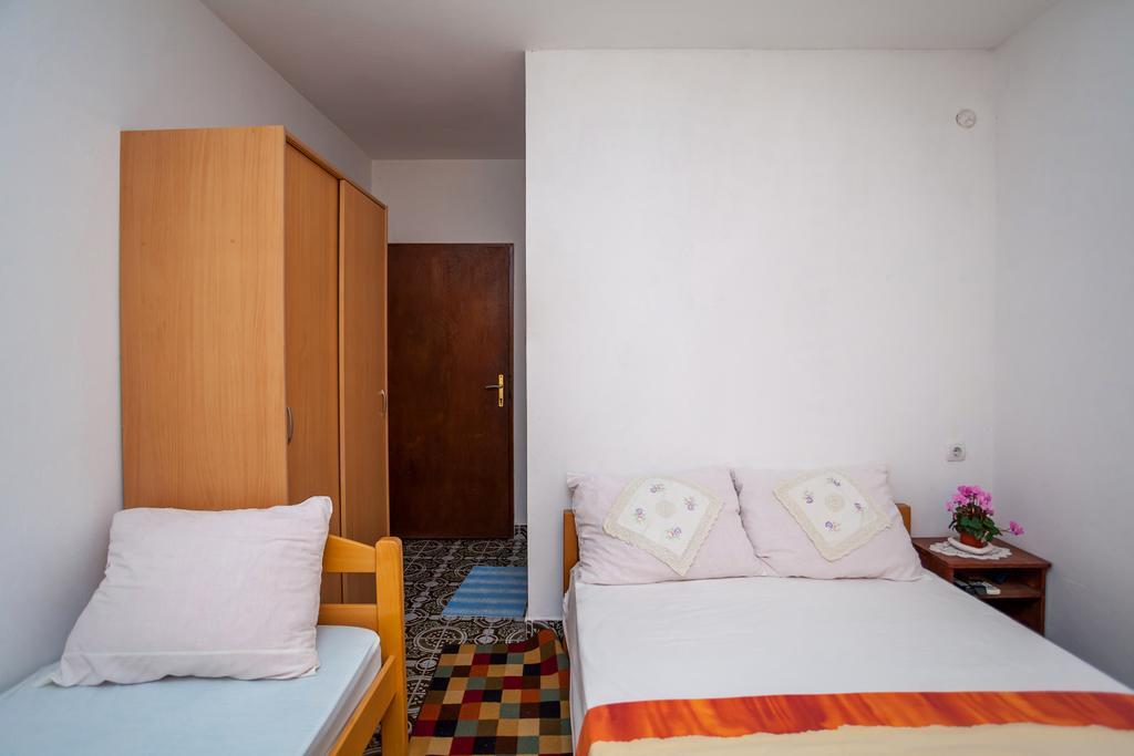 Apartments Marko Tivat Exterior photo